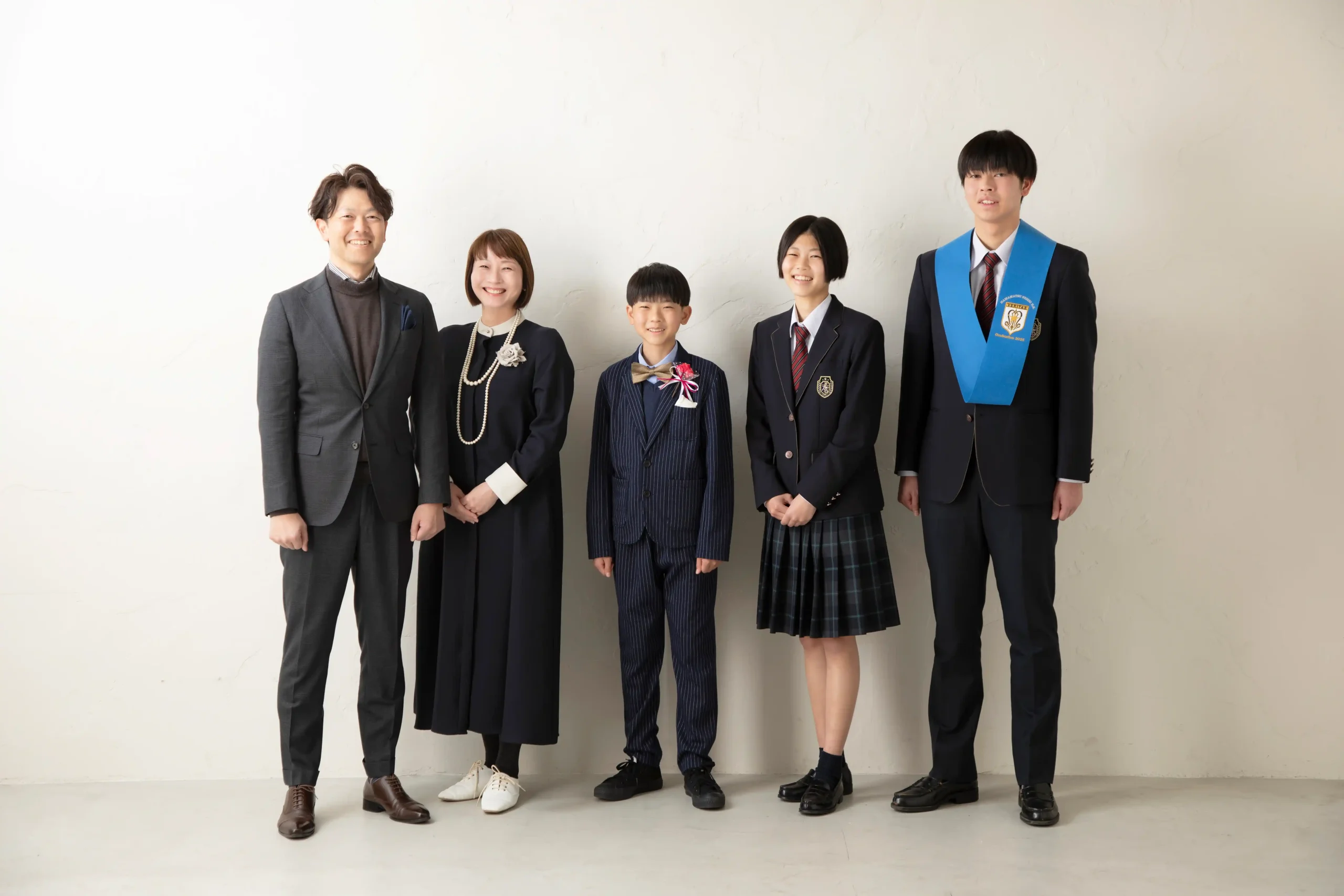 STUDIO HARE photo&movie (アオキ写真館) | 浜松市のフォトスタジオ | ご家族・ご兄弟撮影無料