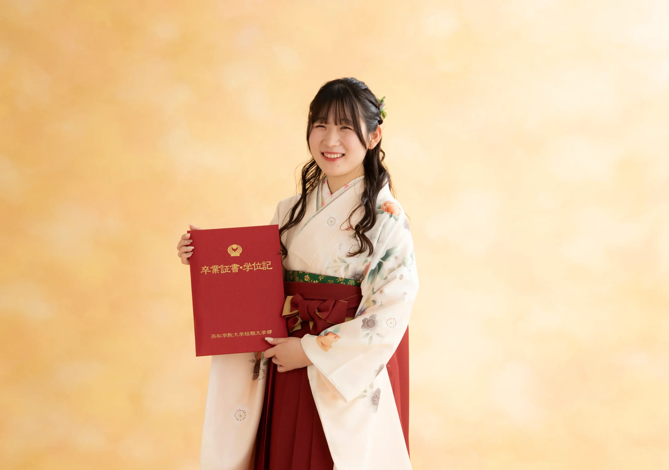 STUDIO HARE photo&movie (アオキ写真館) | 浜松市のフォトスタジオ | 卒業袴レンタルプラン<span class="c-spbr">（式当日）</span>