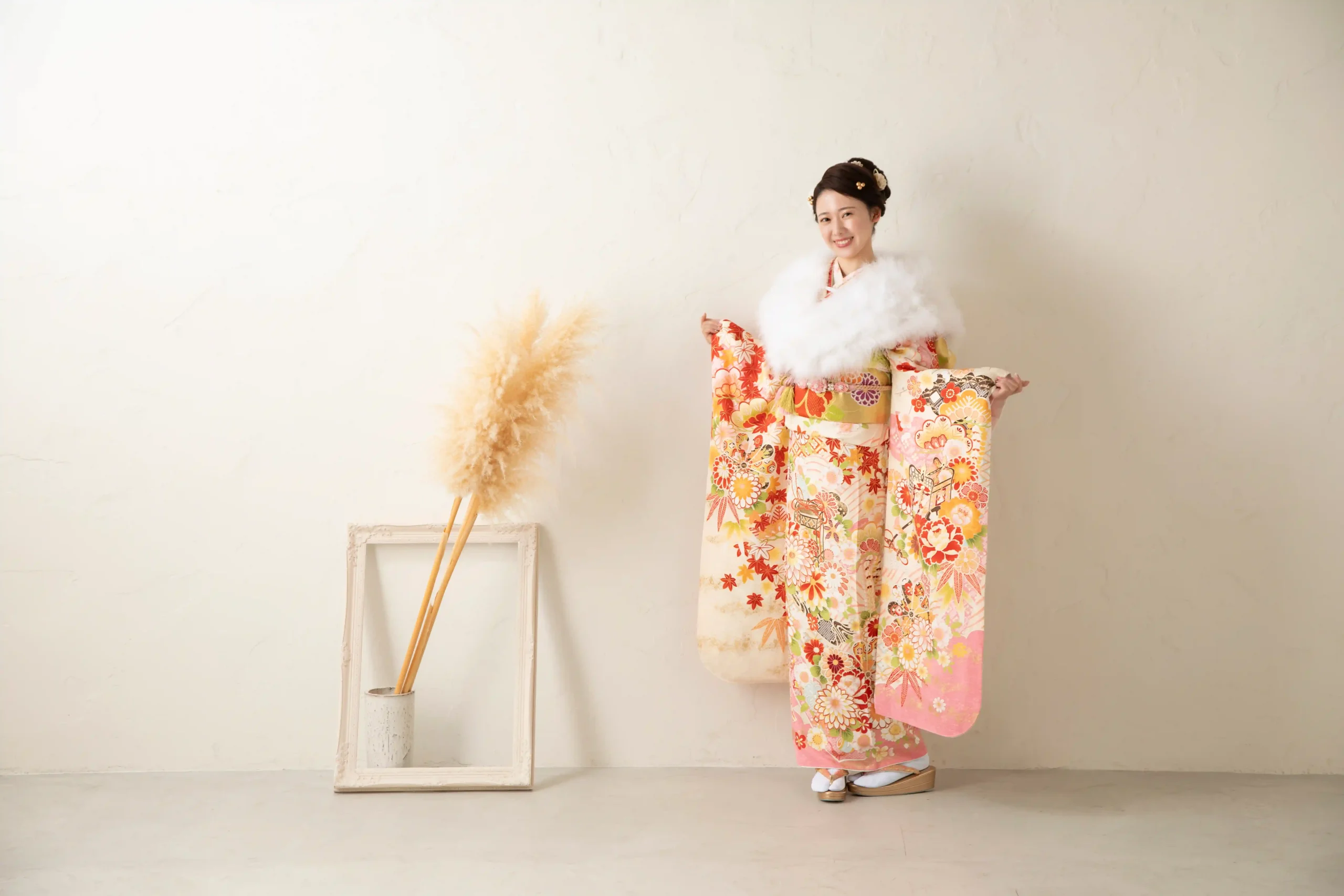 STUDIO HARE photo&movie (アオキ写真館) | 浜松市のフォトスタジオ | 振袖持ち込みフォトプラン<span class="c-spbr">（ママ振り・姉振りなど）</span>